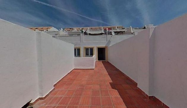 Foto 2 de Venta de dúplex en El Padrón - El Velerín - Voladilla de 1 habitación con terraza y piscina