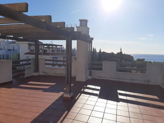 Foto 2 de Casa en venta en Alcorrín de 5 habitaciones con terraza y piscina