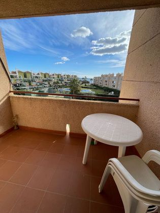 Foto 2 de Alquiler de piso en Churriana de 2 habitaciones con terraza y piscina