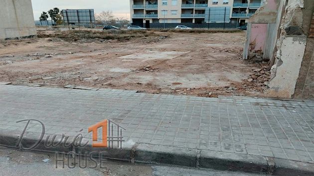 Foto 1 de Venta de terreno en Benaguasil de 190 m²