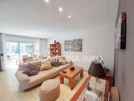 Foto 2 de Casa adossada en venda a Mont Ferrant - Sant Joan de 4 habitacions amb terrassa i garatge