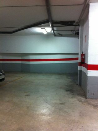 Foto 2 de Garatge en lloguer a calle Ollerias de 4 m²