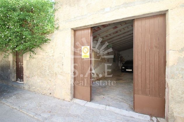 Foto 1 de Casa adossada en venda a Sant Joan de 10 habitacions amb terrassa i garatge