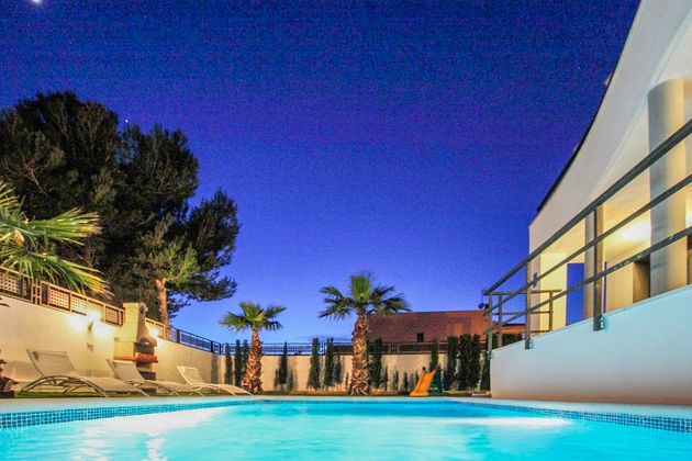 Foto 2 de Casa adossada en venda a Can Pastilla - Les Meravelles - S'Arenal de 14 habitacions amb terrassa i piscina