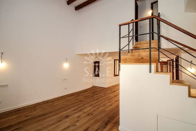 Foto 2 de Dúplex en venda a La Seu - Cort - Monti-sión de 2 habitacions amb garatge i balcó
