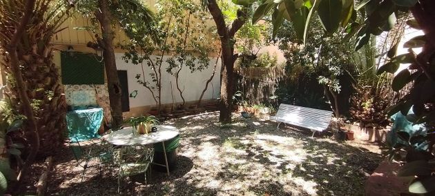 Foto 1 de Casa en venda a Sarrià de 7 habitacions amb terrassa i jardí