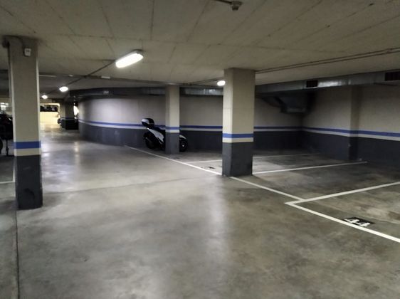 Foto 2 de Venta de garaje en Sarrià de 30 m²