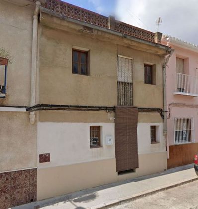 Foto 1 de Xalet en venda a calle Lliria de 5 habitacions amb terrassa