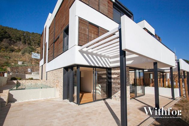 Foto 2 de Xalet en lloguer a Sarrià de 6 habitacions amb terrassa i piscina