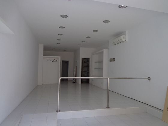 Foto 1 de Alquiler de local en calle Plana de L'hospital de 67 m²
