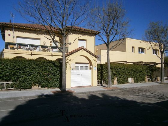 Foto 1 de Xalet en venda a calle Ibañez Olucha de 5 habitacions amb terrassa i jardí