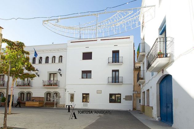 Foto 1 de Pis en venda a plaza De la Vila de 3 habitacions amb balcó