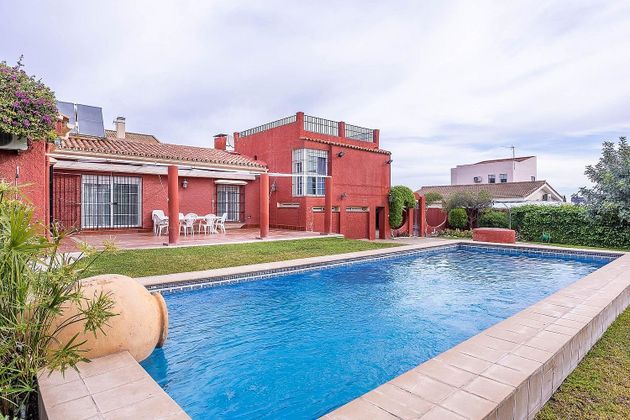 Foto 1 de Xalet en venda a Castilleja de la Cuesta de 7 habitacions amb terrassa i piscina
