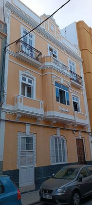 Foto 1 de Piso en venta en calle Eusebio Navarro de 4 habitaciones con terraza y balcón