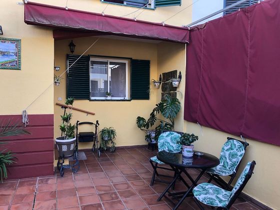 Foto 1 de Casa adossada en venda a Casco Antiguo de 3 habitacions amb terrassa i garatge