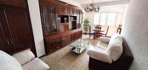 Foto 1 de Pis en venda a San Pablo de 3 habitacions amb terrassa i calefacció