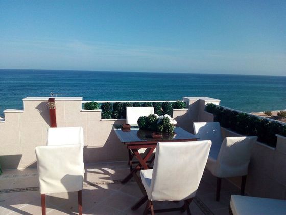 Foto 2 de Xalet en venda a Caldes d´Estrac de 5 habitacions amb terrassa i piscina