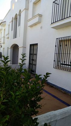 Foto 2 de Venta de piso en calle Atlanterra F de 3 habitaciones con terraza y piscina