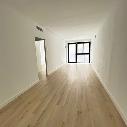Foto 1 de Pis en venda a calle De Lluís Sagnier de 2 habitacions i 64 m²