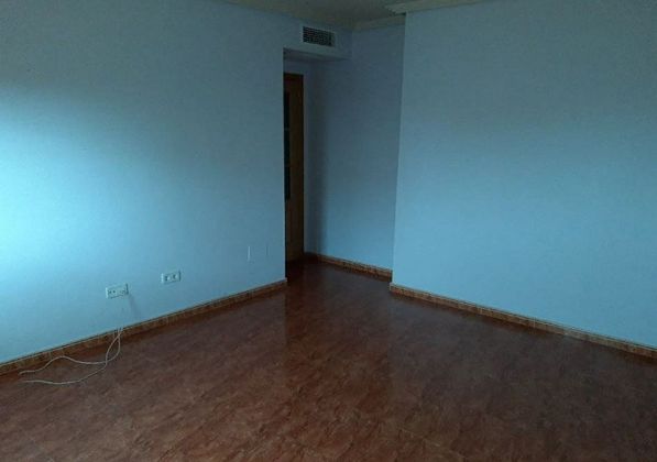 Foto 2 de Pis en venda a Corvera de 3 habitacions amb garatge i ascensor