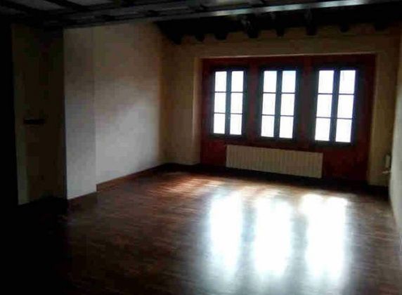 Foto 2 de Piso en venta en Bergara de 3 habitaciones y 109 m²