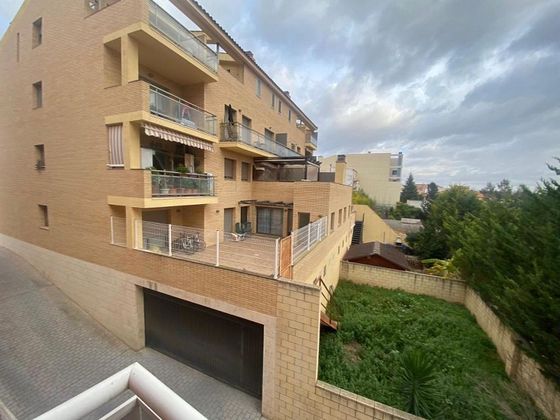 Foto 2 de Venta de piso en Perafort de 3 habitaciones con piscina y balcón