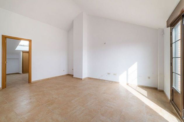 Foto 2 de Piso en venta en Santos de la Humosa (Los) de 2 habitaciones con garaje y ascensor