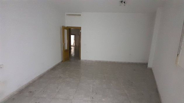 Foto 2 de Piso en venta en Los Ramos de 3 habitaciones con garaje y ascensor