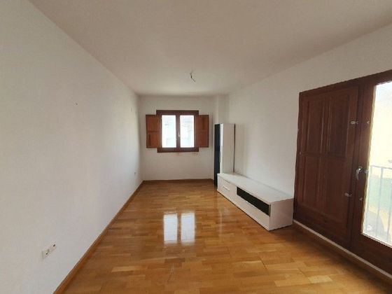 Foto 2 de Venta de piso en Chelva de 3 habitaciones y 72 m²