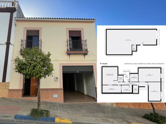 Foto 1 de Casa adosada en venta en calle Martín Salazar de 3 habitaciones con terraza y garaje