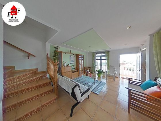 Foto 1 de Venta de casa en Can Lloses - Can Marcer de 4 habitaciones con terraza y piscina
