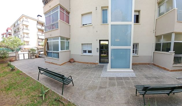 Foto 1 de Piso en venta en Segur Platja de 2 habitaciones con garaje y balcón
