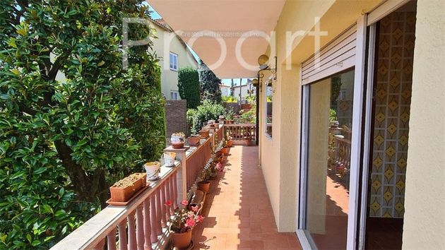 Foto 1 de Chalet en venta en Sant Celoni de 4 habitaciones con terraza y jardín
