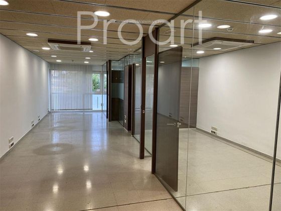 Foto 2 de Oficina en venda a Centre - Pineda de Mar amb aire acondicionat i calefacció