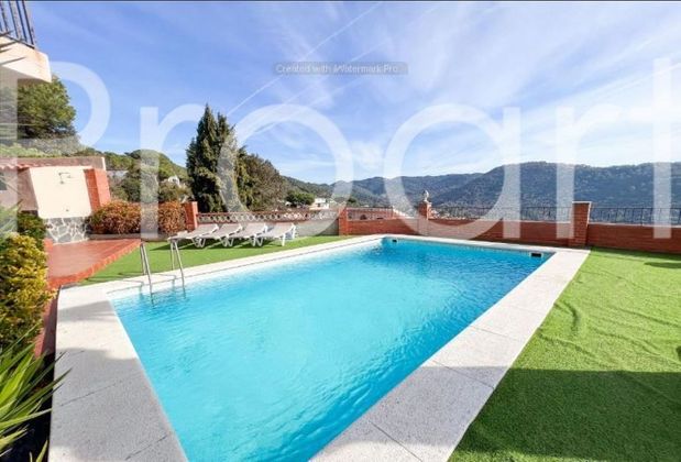 Foto 2 de Venta de casa en Vilanova del Vallès de 5 habitaciones con terraza y piscina