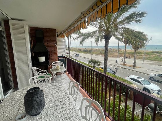 Foto 2 de Piso en alquiler en Baixador de 3 habitaciones con terraza y piscina