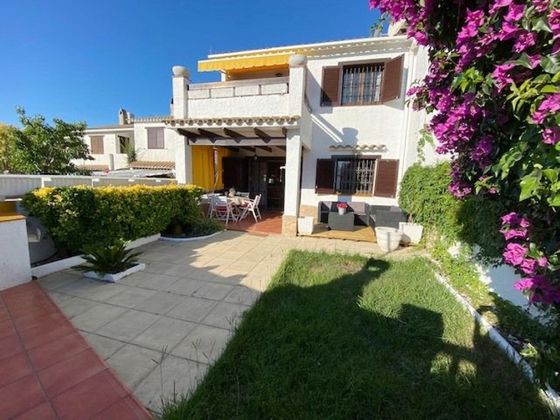 Foto 1 de Casa en venda a Santa María de Llorell de 2 habitacions amb terrassa i piscina