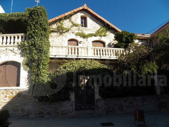 Foto 1 de Casa en venta en Miraflores de la Sierra de 8 habitaciones con terraza y jardín