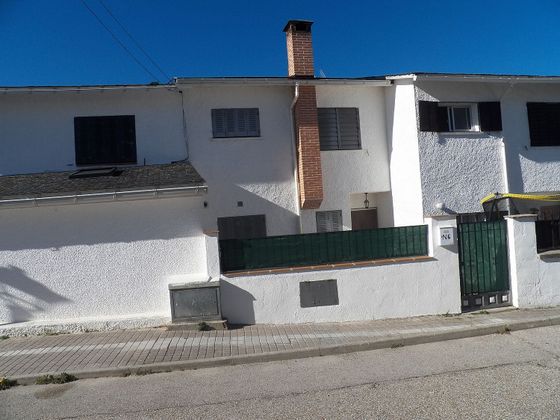 Foto 1 de Casa adossada en venda a Miraflores de la Sierra de 3 habitacions amb terrassa i garatge