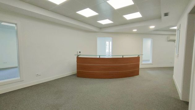 Foto 2 de Oficina en alquiler en La Dreta de l'Eixample de 396 m²