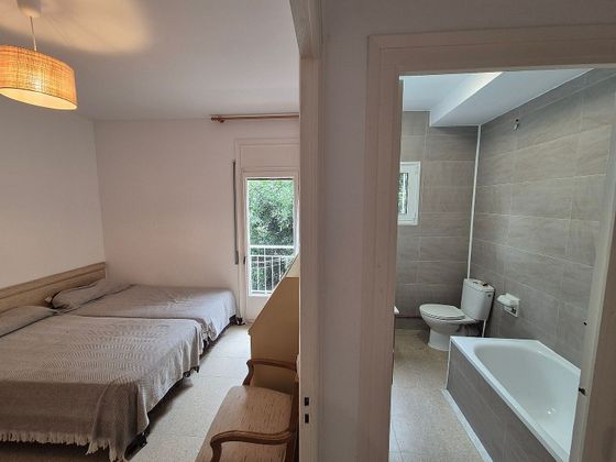 Foto 2 de Pis en lloguer a Can Girona - Terramar - Can Pei - Vinyet de 3 habitacions amb terrassa i mobles