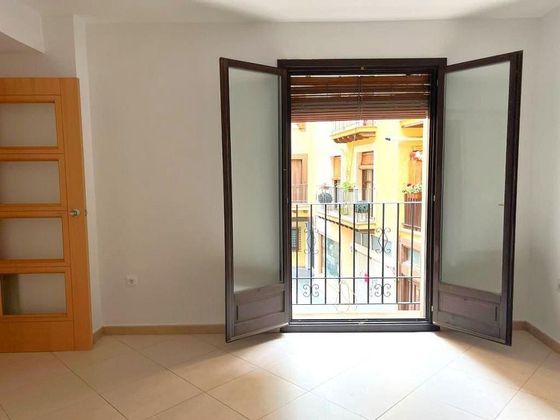 Foto 2 de Piso en venta en Calatayud de 2 habitaciones con garaje y balcón