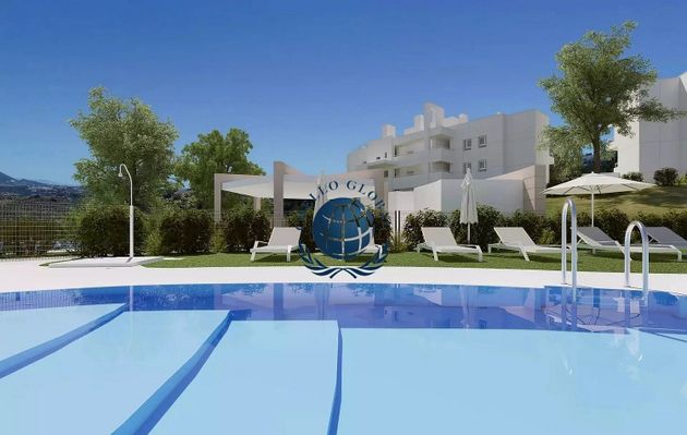 Foto 2 de Pis en venda a Calahonda de 3 habitacions amb terrassa i piscina