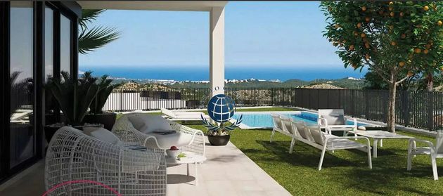 Foto 1 de Chalet en venta en Polop de 4 habitaciones con terraza y piscina