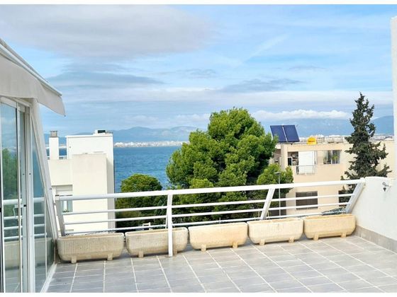 Foto 2 de Casa adossada en venda a calle De L'ametler de 5 habitacions amb terrassa i piscina