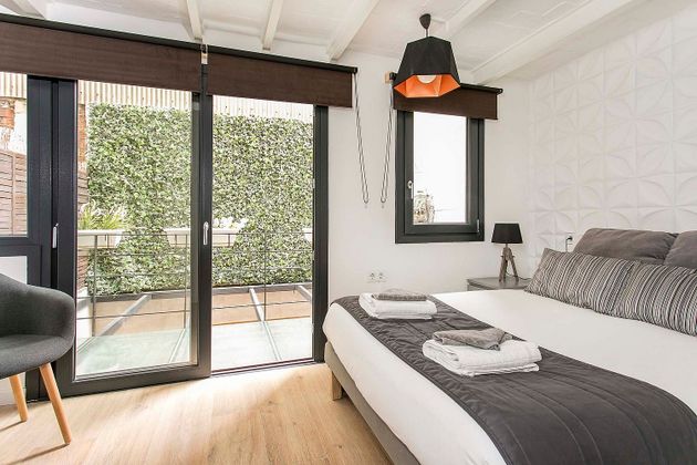 Foto 2 de Dúplex en lloguer a avenida Diagonal de 3 habitacions amb terrassa i mobles