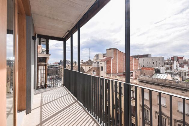 Foto 1 de Alquiler de piso en calle Republica Argentina de 2 habitaciones con terraza y piscina