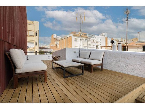 Foto 1 de Dúplex en venda a calle De Rabassa de 3 habitacions amb terrassa i balcó