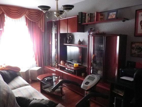 Foto 1 de Venta de piso en Abanto y Ciérvana-Abanto Zierbena de 3 habitaciones con balcón