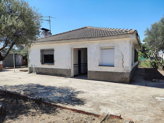 Foto 1 de Xalet en venda a Fuensalida de 3 habitacions amb terrassa i garatge